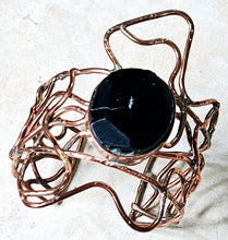 Load image into Gallery viewer, Handcrafted Natural Black Agate Large Abstract Shaped Stone Woven Wire Band Cuff Bracelet Copper Metal