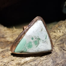 Load image into Gallery viewer, Variscite Tri-Shaped Stone &amp; Copper Metal Ring Size 9
