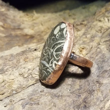 Load image into Gallery viewer, Fossil Stone &amp; Copper Metal Ring Size 8

