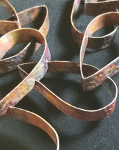 Load image into Gallery viewer, Interlocking Drop Flame Painted Copper Metal Textured Neck Piece