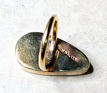 Load image into Gallery viewer, Natural Gray Tear Drop Shaped Agate Ring Brass Metal Size 8.125
