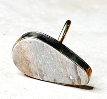 Load image into Gallery viewer, Natural Gray Tear Drop Shaped Agate Ring Brass Metal Size 8.125
