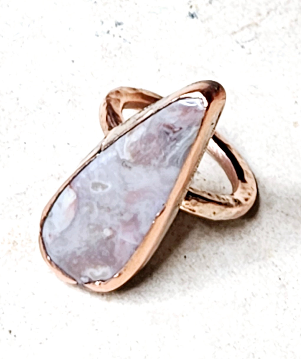 Natural Gray Tear Drop Shaped Agate Ring Copper Metal Size 8.5