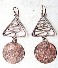 Load image into Gallery viewer, Hand Forged Tri-Circle Shape Copper Metal Earrings
