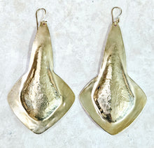 Load image into Gallery viewer, Hand Forged Hammered Texture Brass Textured Tri Shape Earrings
