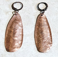 Load image into Gallery viewer, Hand Forged Hammered Textured Copper Earrings
