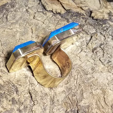 Load image into Gallery viewer, Turquoise Howlite Dual Stone &amp; Brass Metal Open Band Ring Adjustable Size 8
