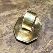 Load image into Gallery viewer, White Howlite Octagon Shaped Stone &amp; Brass Metal Ring Size 8
