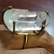 Load image into Gallery viewer, Clear Natural Form Rock Quartz Stone &amp; Brass Metal Ring Size 7
