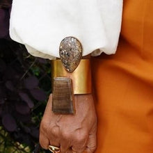 Load image into Gallery viewer, Brown Agate Dual Stone &amp; Brass Metal Cuff Bracelet
